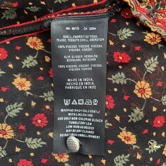 Akemi Kin Embroidered Beaded Boho Tunic Dress - Picture 14 of 16